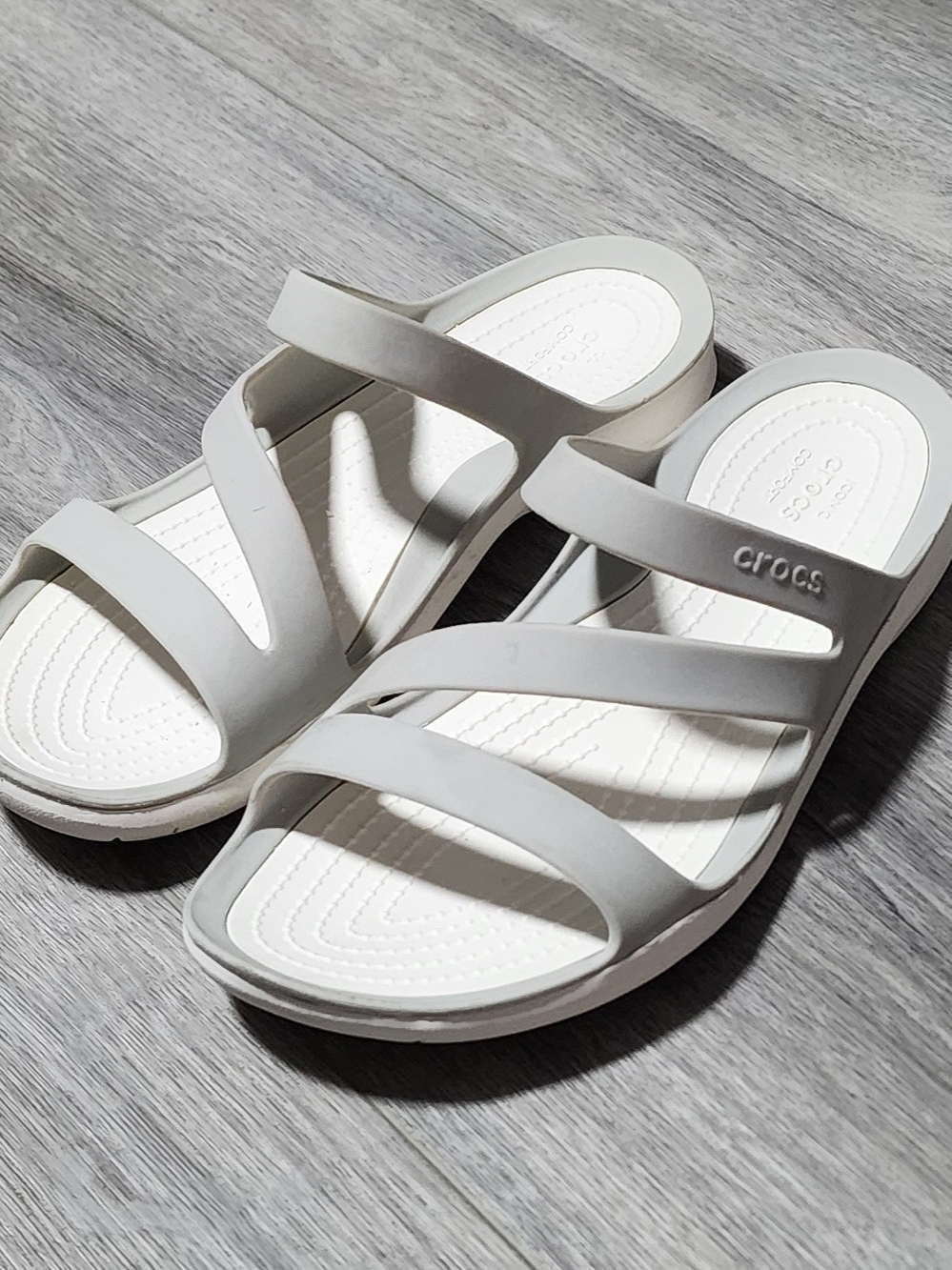 Crocs Swiftwater White & Grey Sandals Womens Size 8